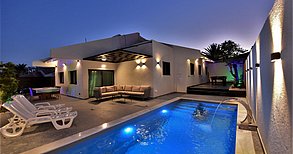 White Luxury Villa Eilat