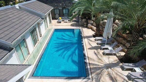 אחוזת לירי ריזורט