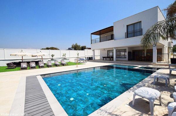 וילה גרנד רויאל פמילי